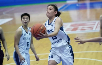 成大王湘涵拿下19分10籃板。大會提供