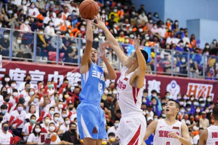 三重陳皇宇23分、10籃板「雙十」。大會提供