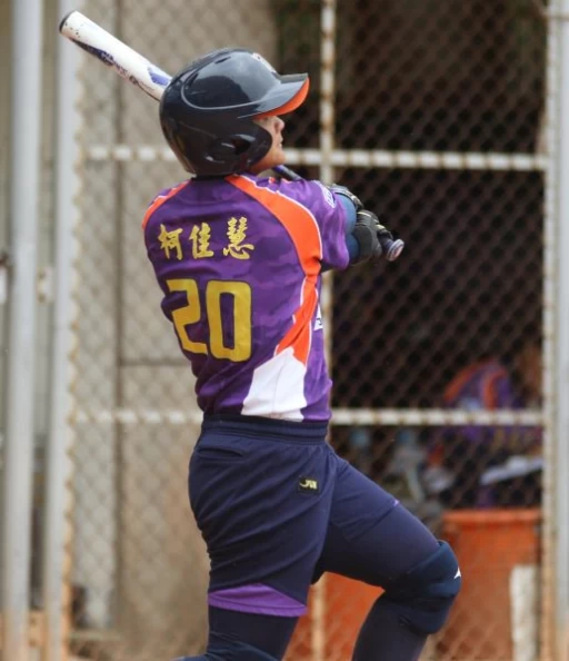 福添福嘉南鷹柯佳慧連兩場開轟搶下二連勝。大會提供