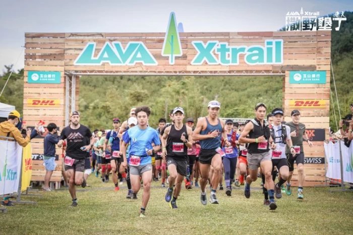 第二日(11/21)接續傳遞熱血的 Trail Run 越野跑賽事。大會提供