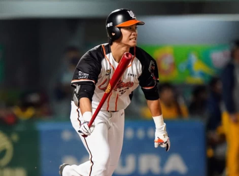 蘇智傑今改打第1棒，在6局下擊出統一獅首支安打。游智勝攝