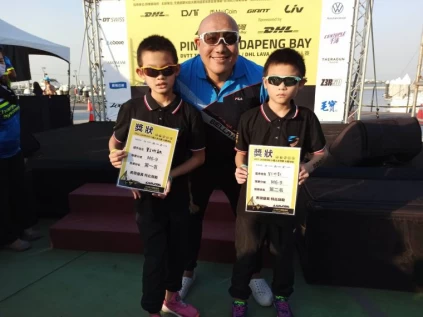 6-9歲男生組前二劉昕融、劉昕叡是孿生兄弟檔。楊勝凱攝