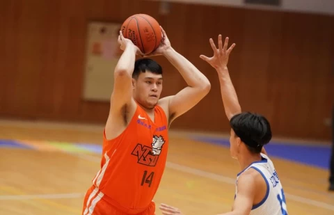 國立體大郭翰10分11籃板。大會提供