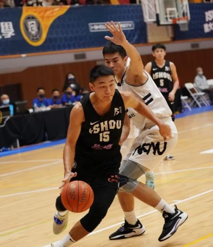 義守大學王正文16分9籃板。大會提供
