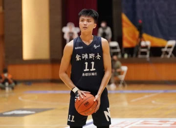 高雄師大郭振復15分11籃板。大會提供