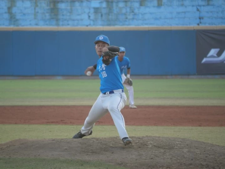 游騰堯後援2.1局,守住突破僵局制1分領先奪勝投。吳敏欣攝