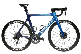 Propel Advanced SL Disc。Giant提供