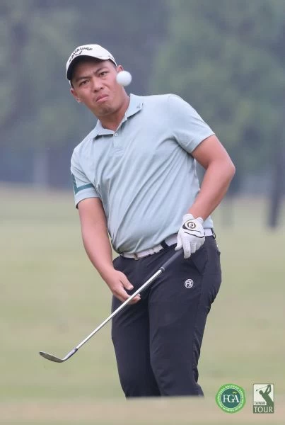 王偉祥以兩回合總桿低於標準桿10桿的134桿,單獨領先。TPGA提供_葉勇宏攝影