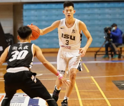 義守大學余祥平10分8籃板。大會提供