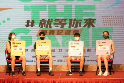 本季新人訪談(左起徐玉蓮、林蝶、陳怡萱、謝津宛。官方提供