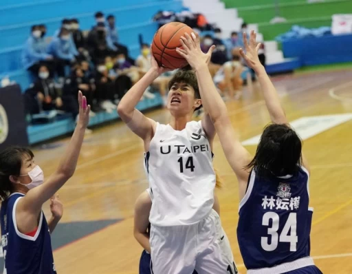 北市大學呂倩玟14分8籃板。大會提供