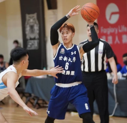 世新大學李威廷19分。大會提供