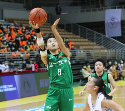 北一女彭詩婷6分、11籃板。大會提供