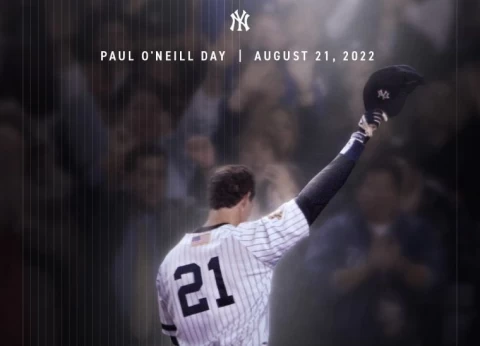 洋基將奧尼爾(Paul O'Neill)的21號球衣退休。摘自洋基推特