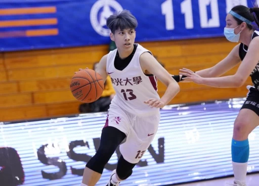佛光大學王竫婷11分8籃板。大會提供