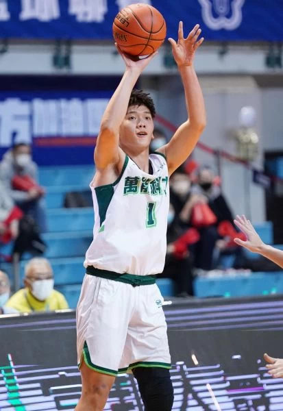 萬能科大李家俊17分含5記三分球。大會提供