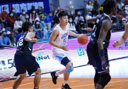 健行科大劉丞勳19分13籃板。大會提供
