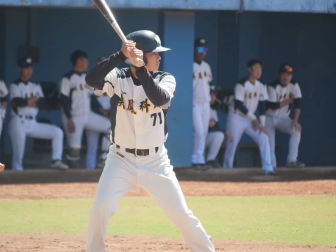 陳永瀚敲出勝利打點。吳敏欣攝