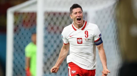 萊萬多夫斯基(Robert Lewandowski )領軍的波蘭隊將可以不戰先晉級。摘自波蘭隊推特