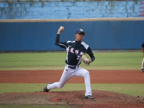 陳冠群138球投完9局。吳敏欣攝
