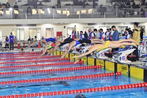 全國菁英游泳選手齊聚台中-111年春季游泳錦標賽登場。台中運動局提供