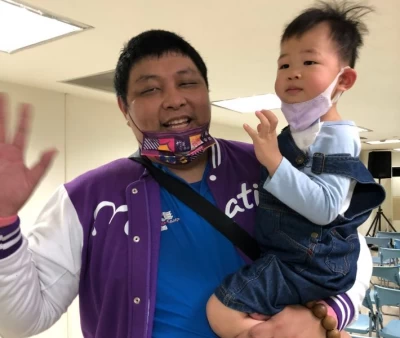 光復教練陳定杰劇本外的父子檔記者會。大會提供