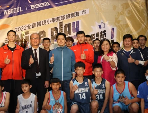 南光國小隊長田亨宇(前三)有信心三連霸。李天助攝