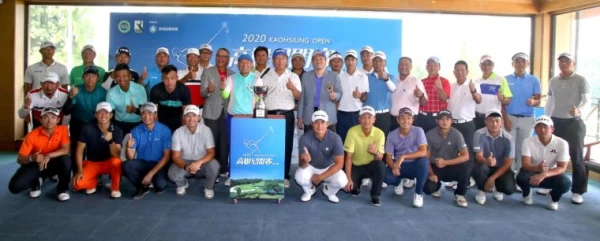 延長賽,福營5:4贏通宵,但賽後則兩樣情,福營三戰全勝獲A組分組第一,通宵連日運氣不佳,今天得去爭七、八排名。高中體總提供