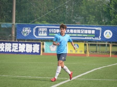 王剴璇初試前鋒位置。吳敏欣攝