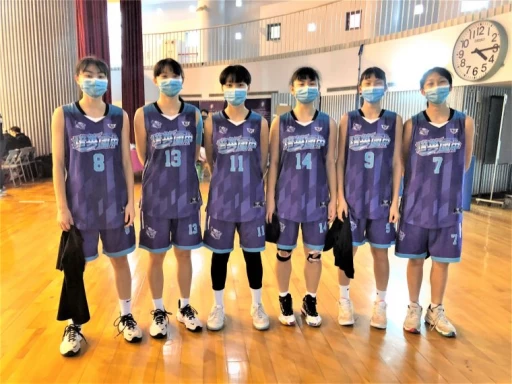 悉逾170公分的第一「天龍軍」培英6名小長人一字排開超吸睛。大會提供