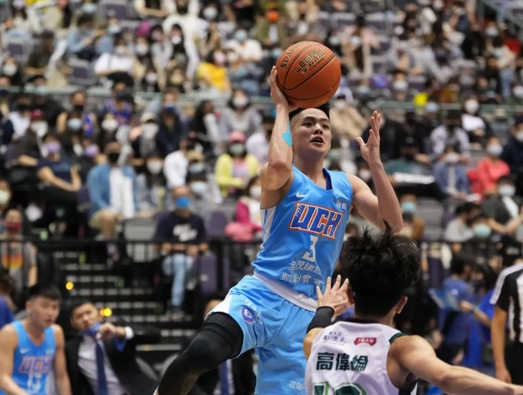 健行科大谷毛唯嘉20分10籃板8助攻。大會提供
