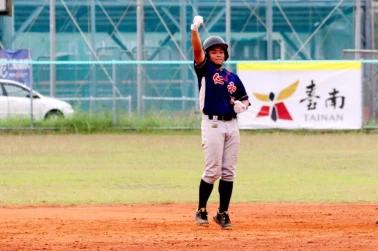 仁和王興楷五局上掃出關鍵二壘安打清壘。大會提供