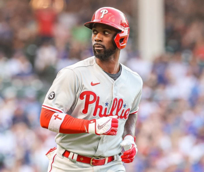 前海賊王麥卡欽(Andrew McCutchen)再被小熊投手砸中造成對峙。摘自麥卡欽IG