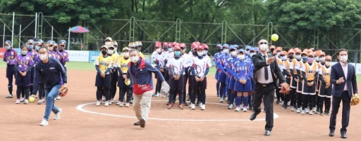 企業女壘聯賽開打。(中華民國壘球協會提供)