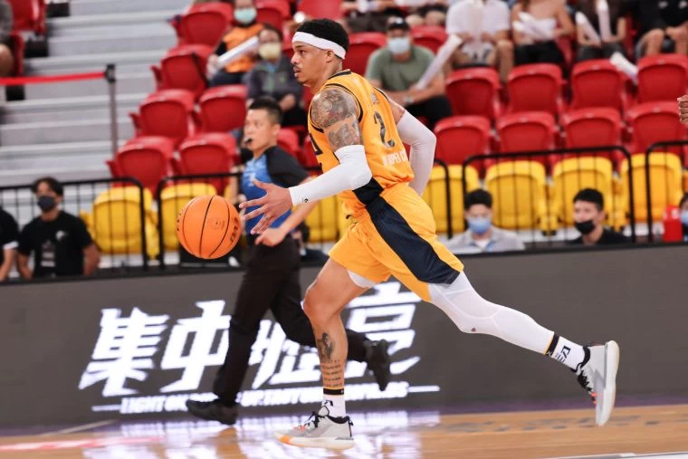 夏樂（Avery Scherer）繳出25分10助攻8籃板的準大三元表現。官方提供