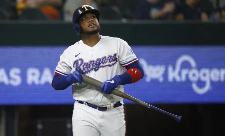 德州遊騎兵昨天做出球員異動，將曾經的大物新秀卡洪（Willie Calhoun）下放小聯盟。法新社