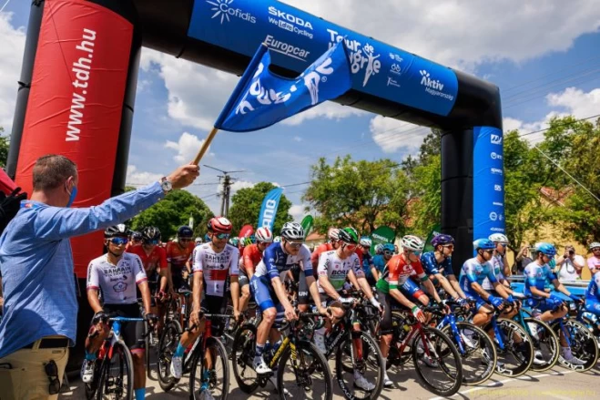 環匈牙利起跑。Tour de Hongrie提供