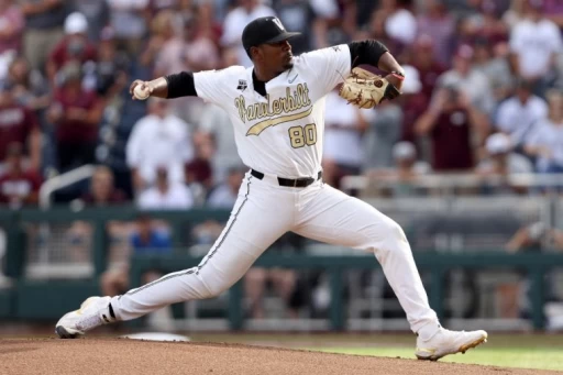 范德堡大學的右投手洛克(Kumar Rocker)備戰選秀加入獨立聯盟。法新社