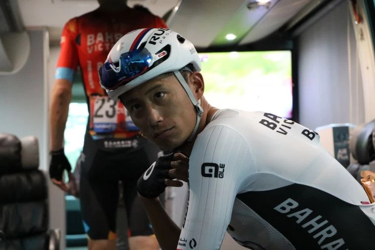 馮俊凱前一站受波及摔車,幸好人無恙。Team Bahrain Victorious提供
