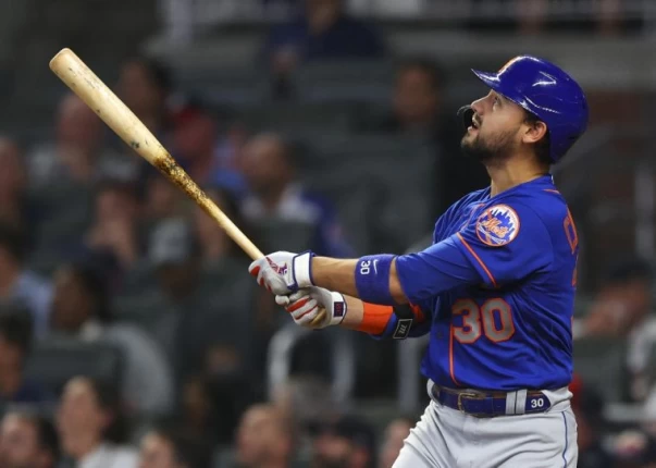 紐約大都會明星外野康佛託(Michael Conforto)經紀人證實有多隊在爭取。法新社