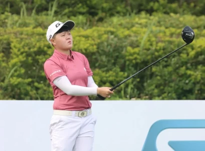 第一回合石澄璇71桿(-1)暫並列第一。鍾豐榮攝影