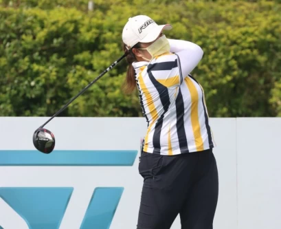 第一回合陳依妏71桿(-1)暫並列第一。鍾豐榮攝影