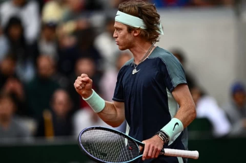 俄羅斯二哥魯布列夫(Andrey Rublev)的非理性動作引起爭議。法新社