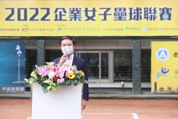 林昆漢今年起專任企業壘球聯賽會長。(中華民國壘球協會提供)