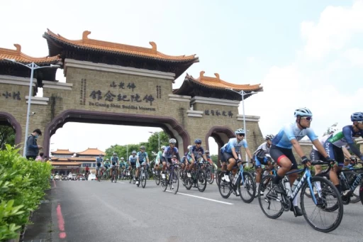 「佛光山佛陀紀念館」作為賽事起終點。車協提供