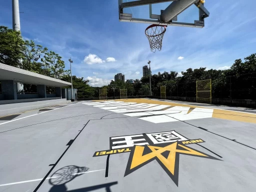 新北國王3D立體彩繪Crown the City。新北體育處提供