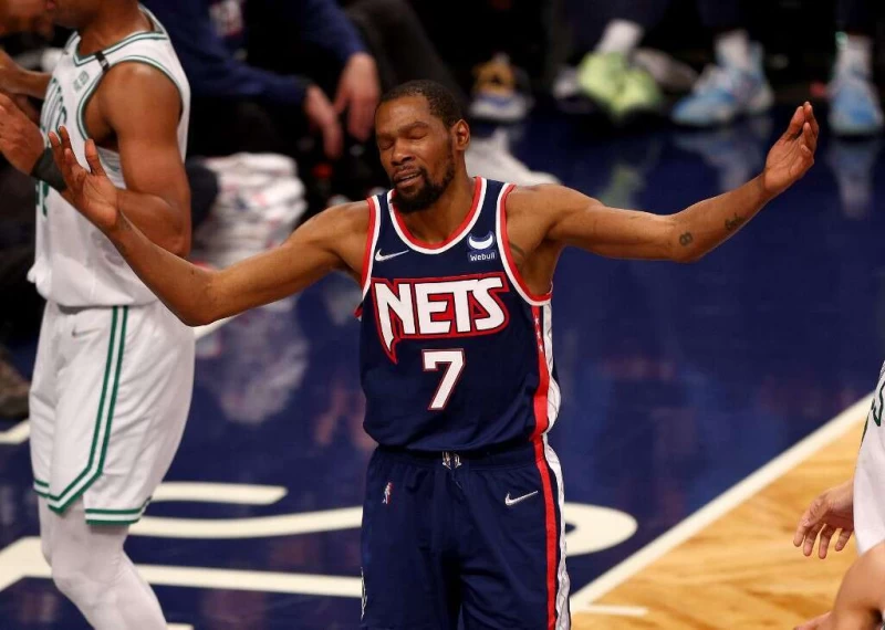ESPN知名記者WOJ認為KD高機率會繼續待在籃網！法新社