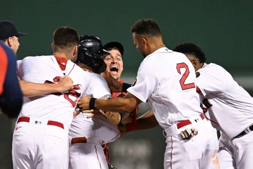 紅襪靠著維杜戈（Alex Verdugo）的再見安打以6-5取得勝利。法新社