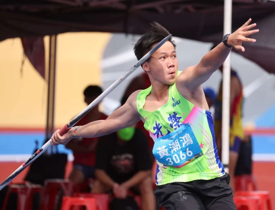 黃潮鴻以73.52公尺破大會紀錄。李天助攝