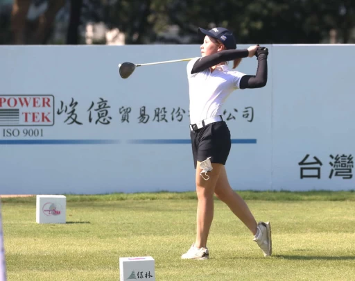 第一回合業餘選手周書羽72桿E暫排第二鍾豐榮攝影IMG 9717 exposure